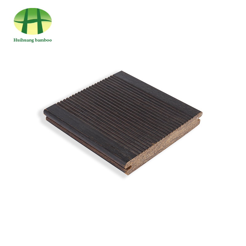 Podovi od bambusa s malim valovima