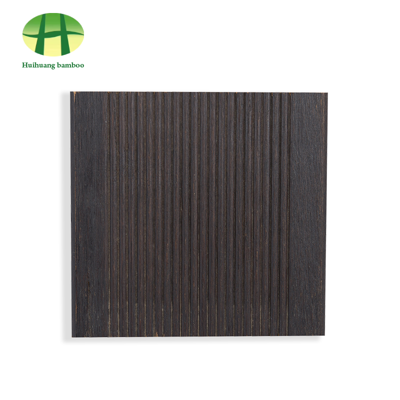 Podovi od bambusa s malim valovima